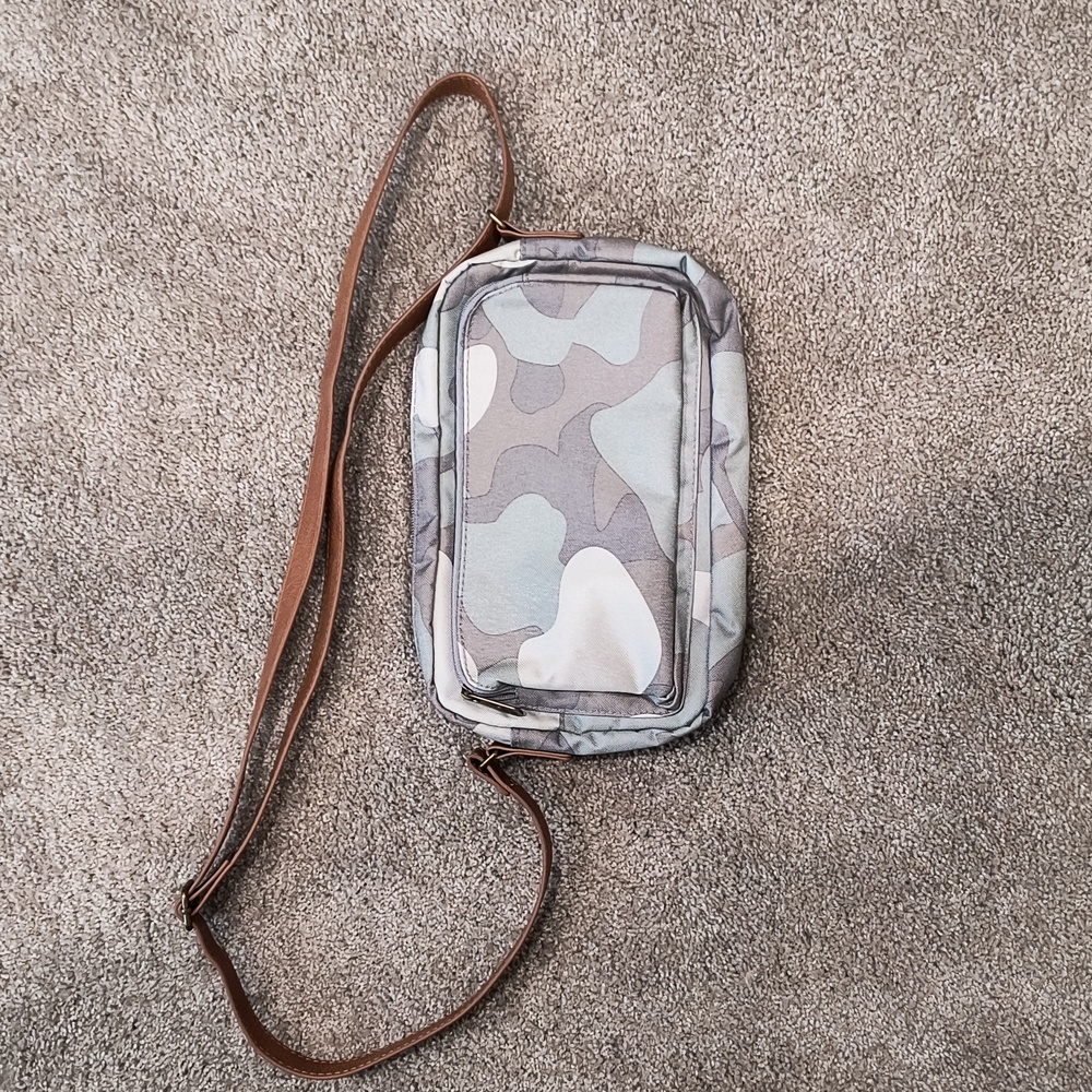 31 Crossbody bag